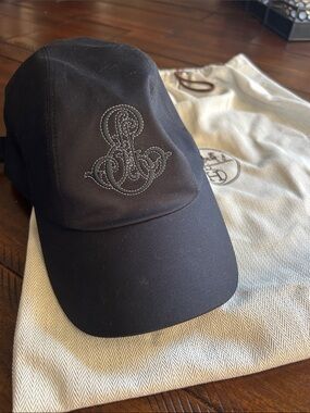Hermes  Davis Emile Black Embroidered Logo Baseball Cap